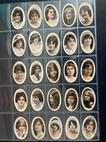 Cigarette cards actresses - cigarette,